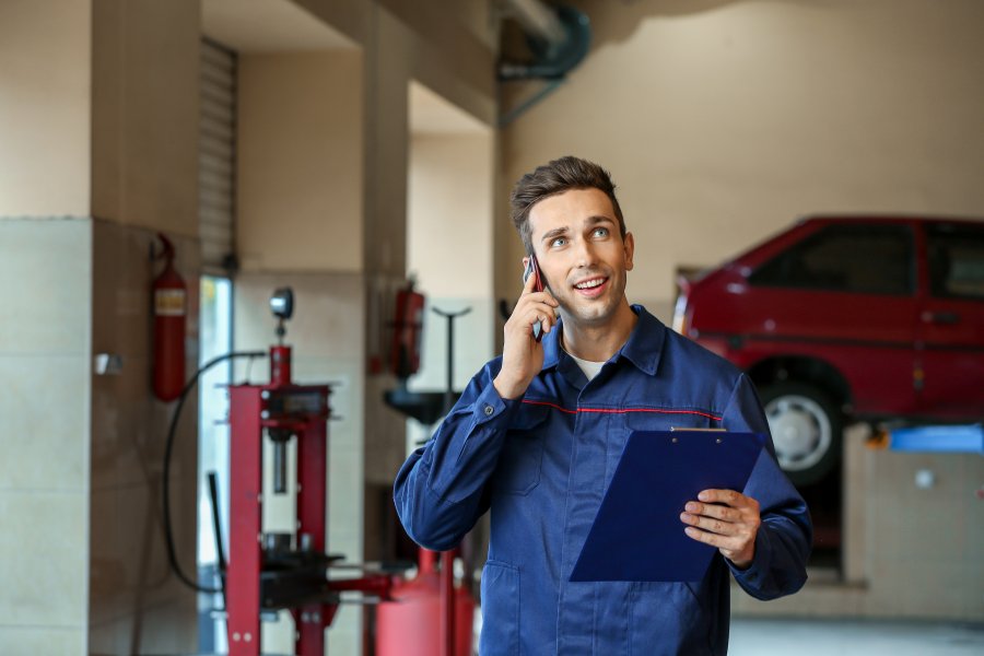 Telephone greeting message for Auto Repair Shop